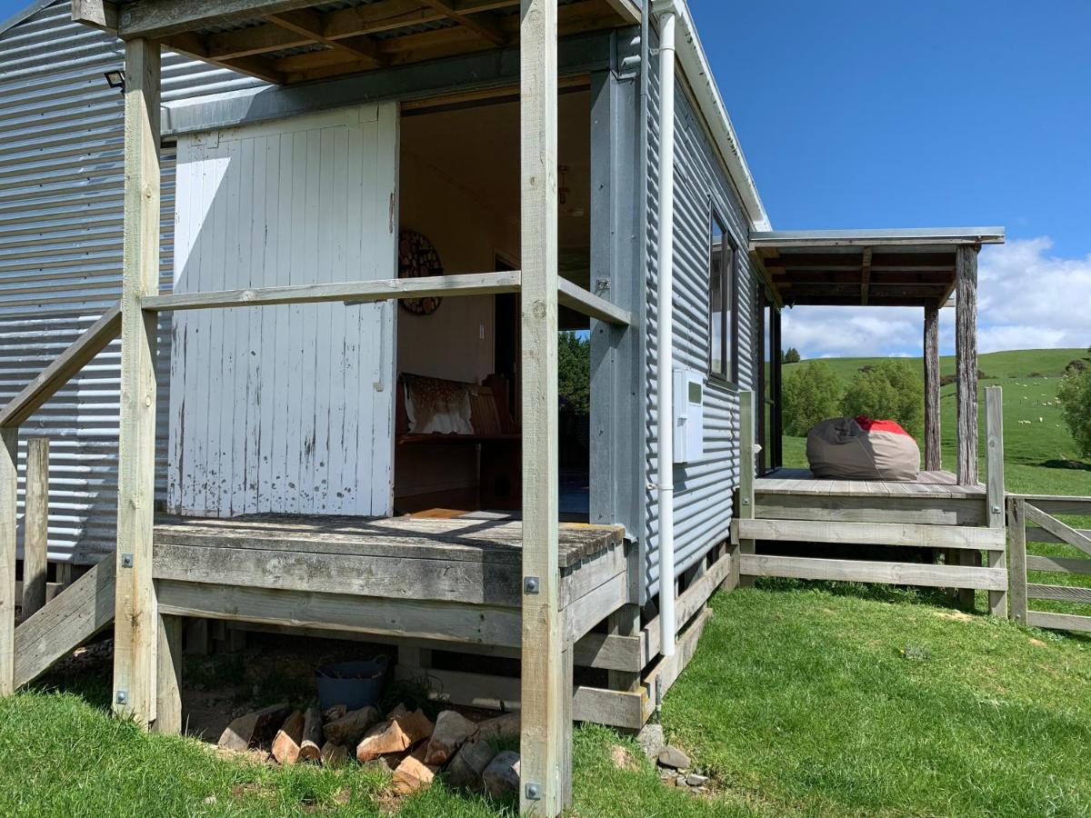 Fallow Hut Farm stay *